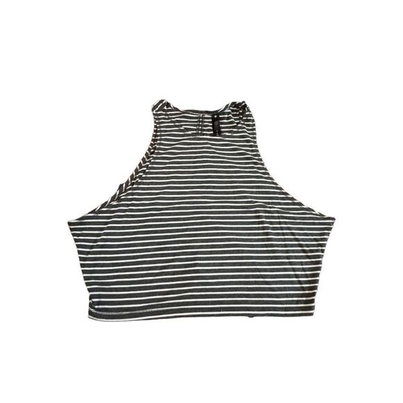 EUC Yogalicious crop workout top loose fitting slit back Rare Large FINAL PRICE - Picture 1 of 5